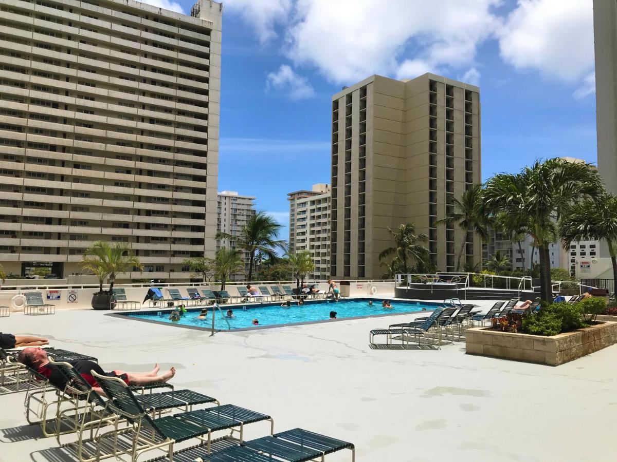 Mountain View Condo Near Beach With Free Parking! Honolulu Exterior photo