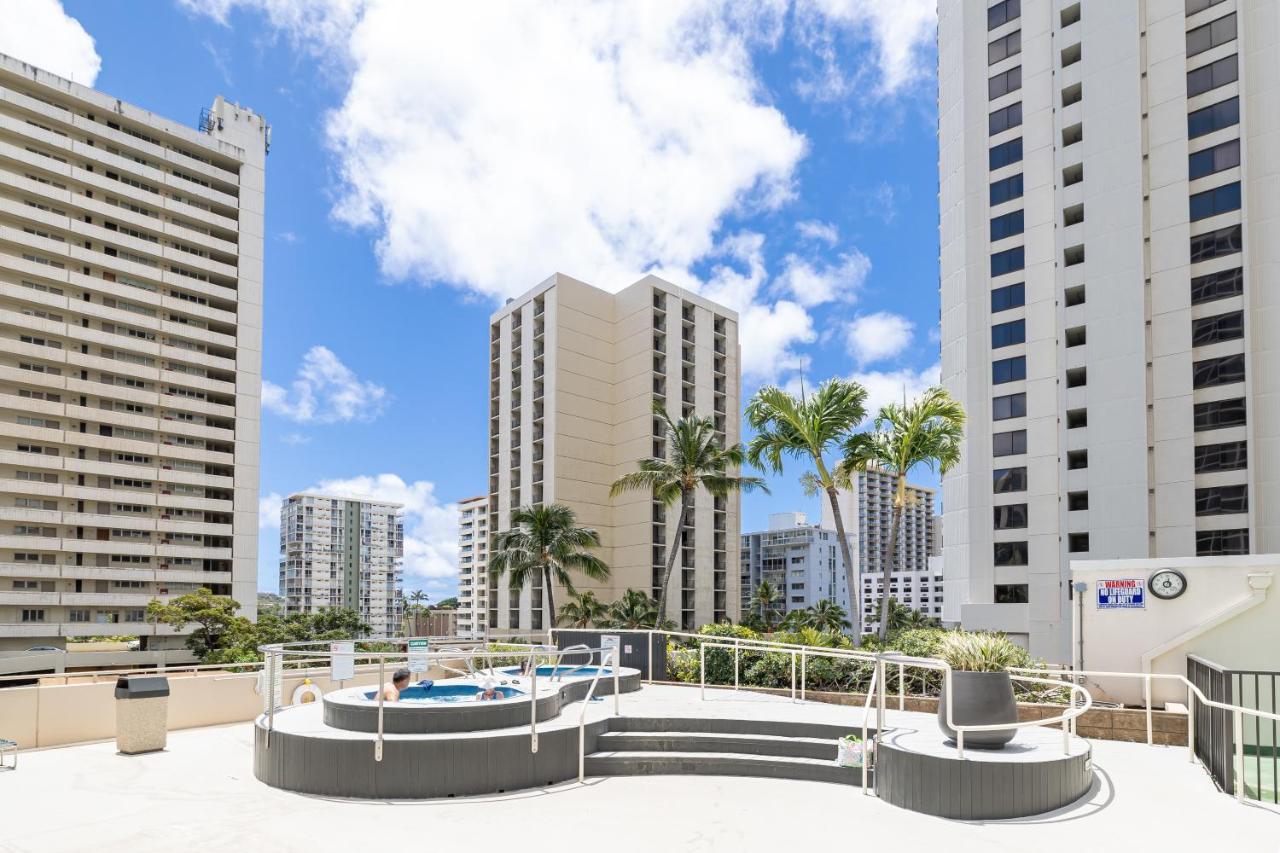 Mountain View Condo Near Beach With Free Parking! Honolulu Exterior photo