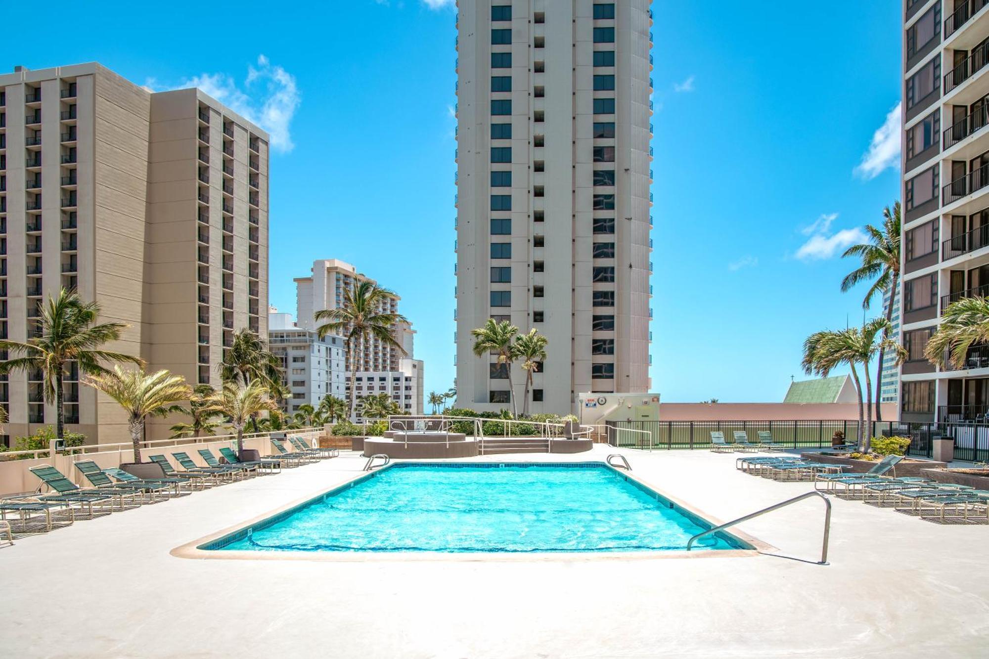 Mountain View Condo Near Beach With Free Parking! Honolulu Exterior photo